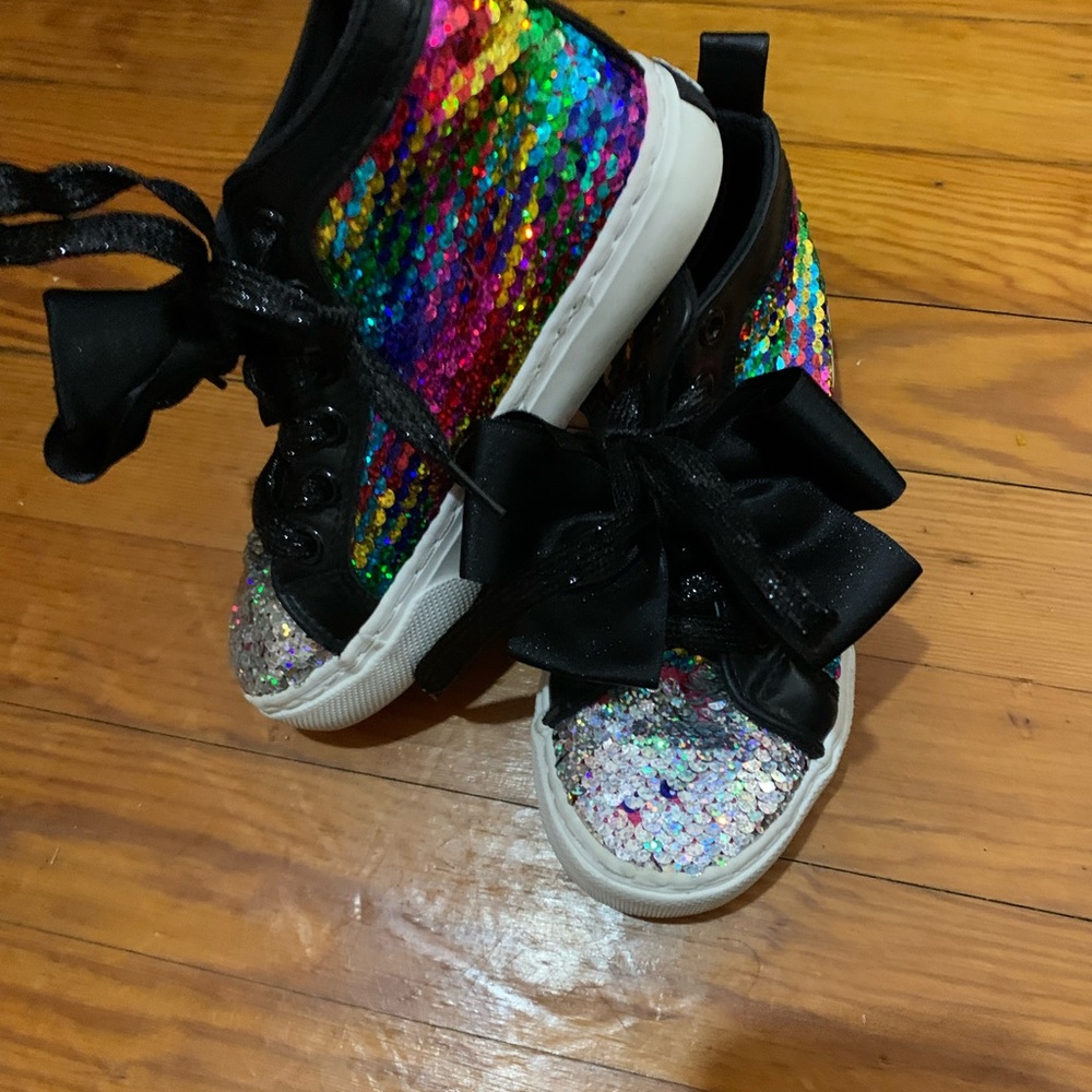COPY - Little girl JoJo high top tennis shoes